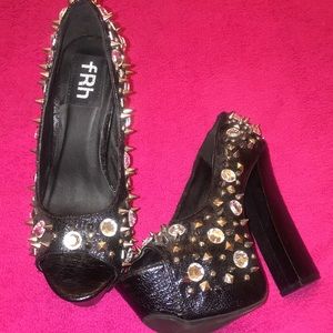 6 inch worn once, silver detailed black wedges